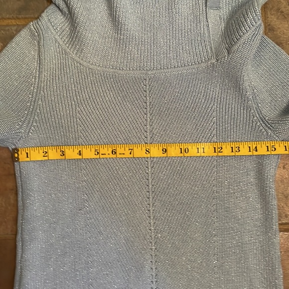 WHBM XS off the shoulder sweater - Picture 3 of 7